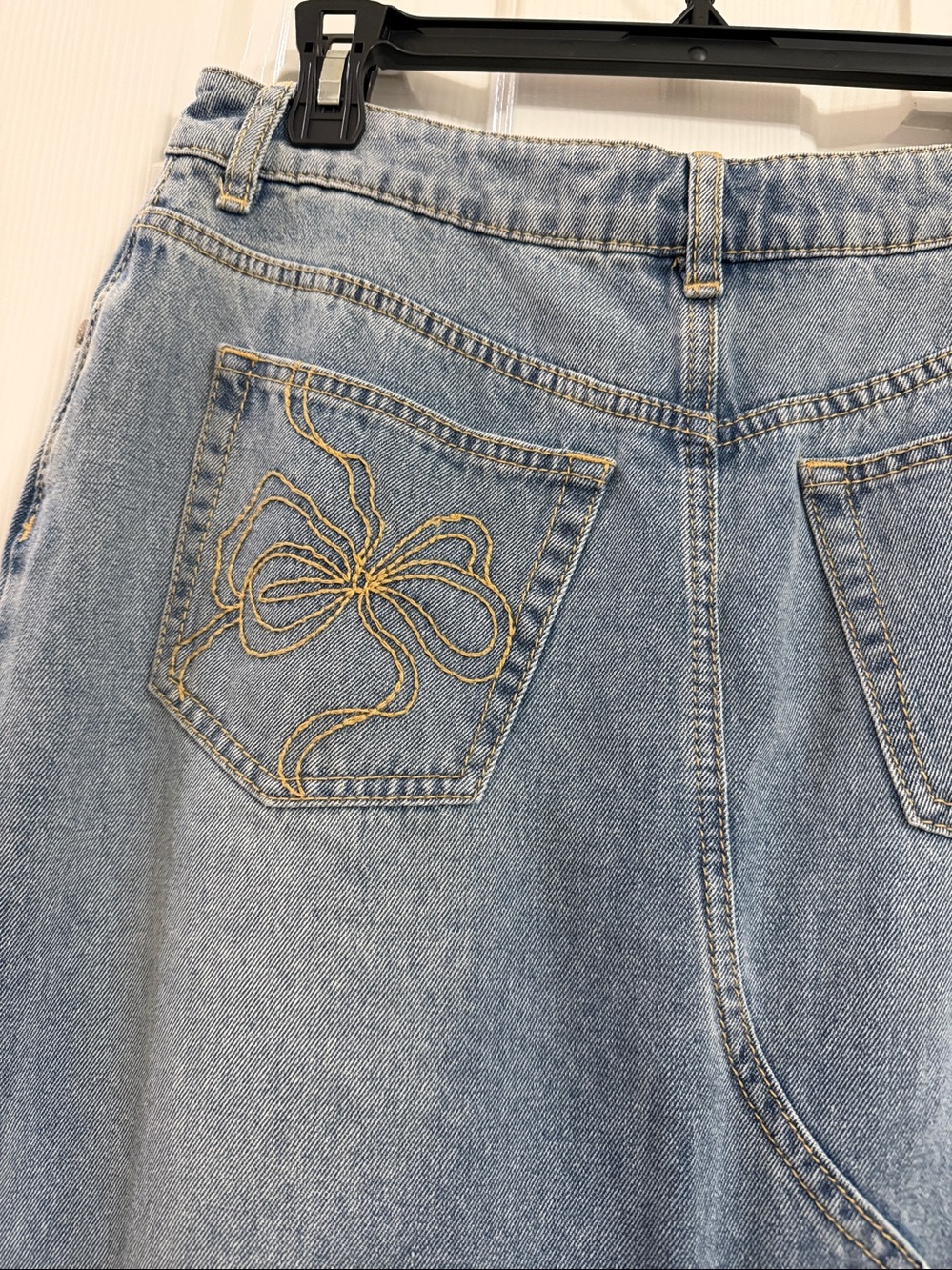 Love Shack Fancy Denim Skirt . NEW w/o tags . Size 30 - Picture 4 of 7